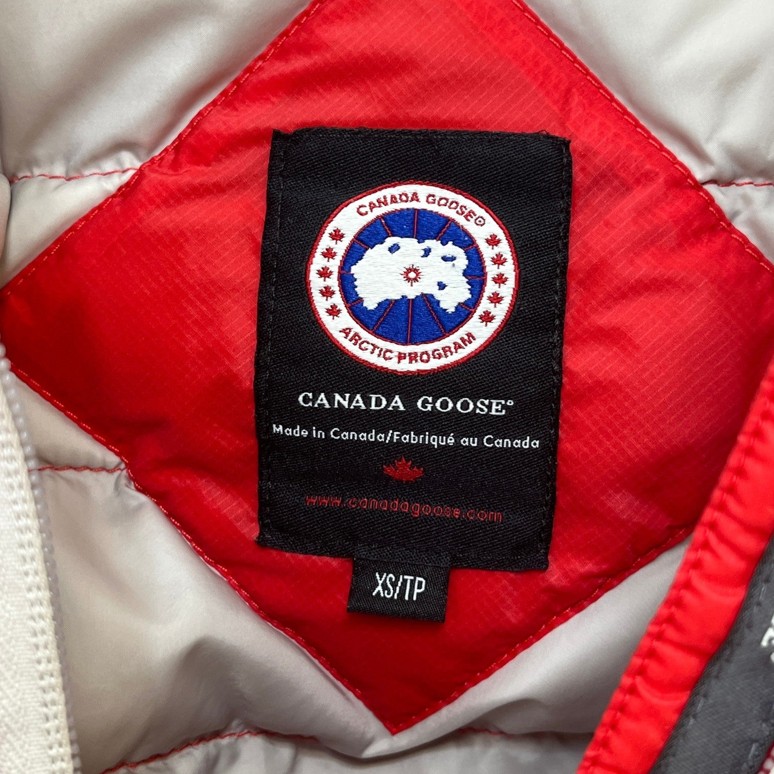 Women's Brookvale Down Jacket Red Size XS - Photo 7