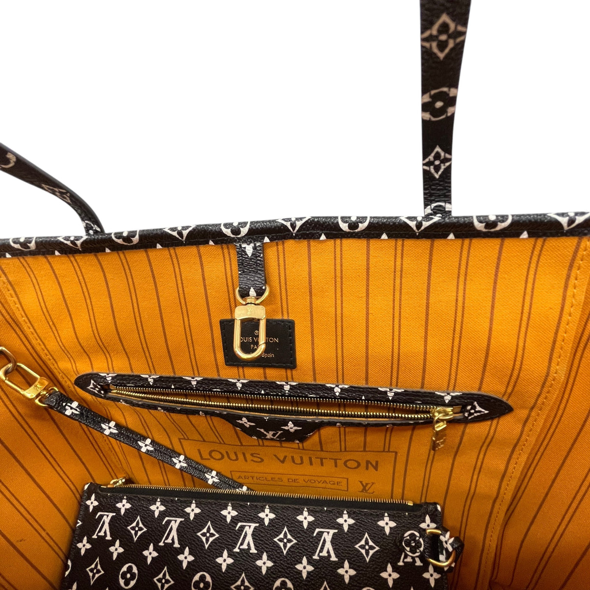 Women's Monogram Jungle Neverfull MM Handbag Black - Photo 14