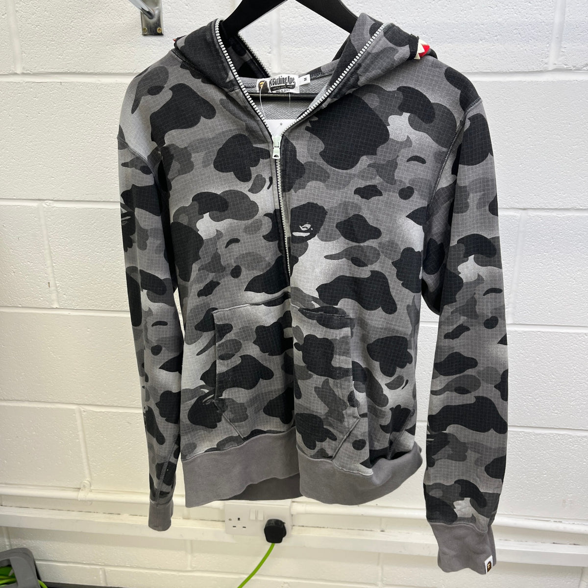 Men's Shark Hoodie Grey Size M - Photo 5