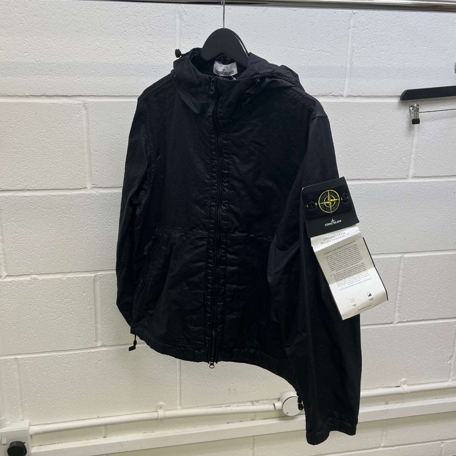 Men's Organic-Look Applicate Logo Jacket Black Size M - Photo 9
