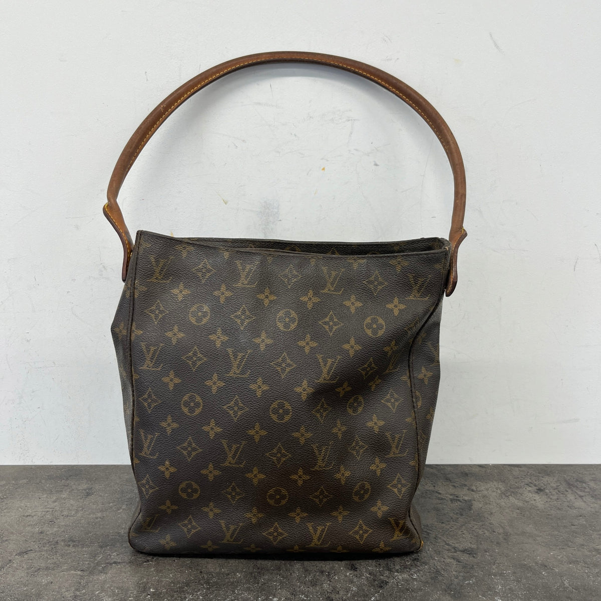 Women's Monogram Looping GM Handbag Brown - Photo 13