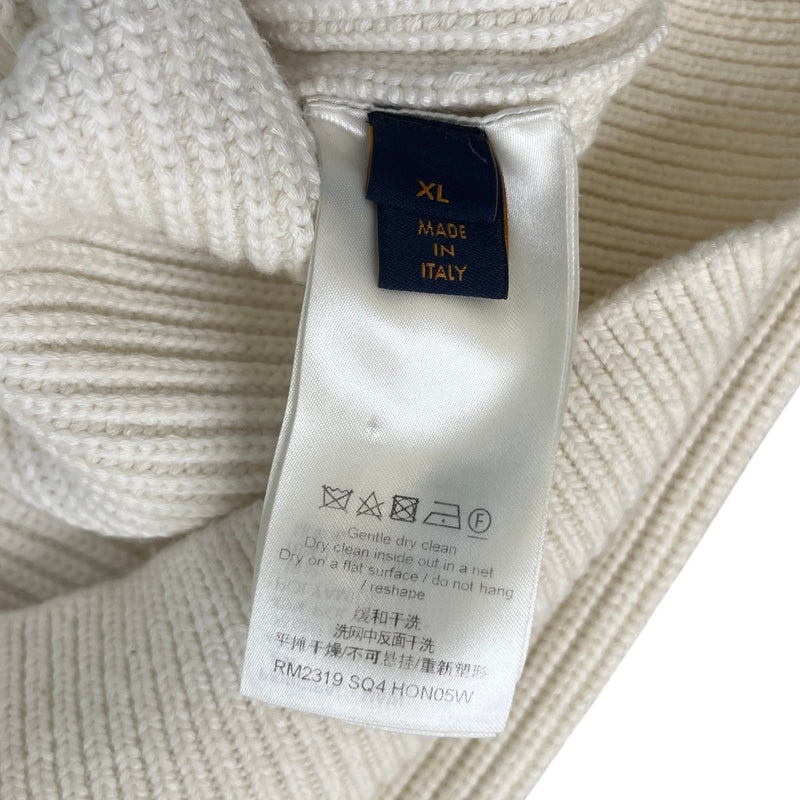 Men's Signature Logo V Neck Knit Sweatshirt Cream Size XL