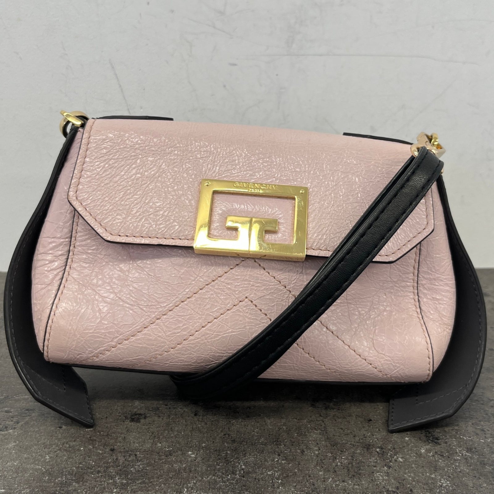 Women's Small Id Pouch Pink - Photo 13