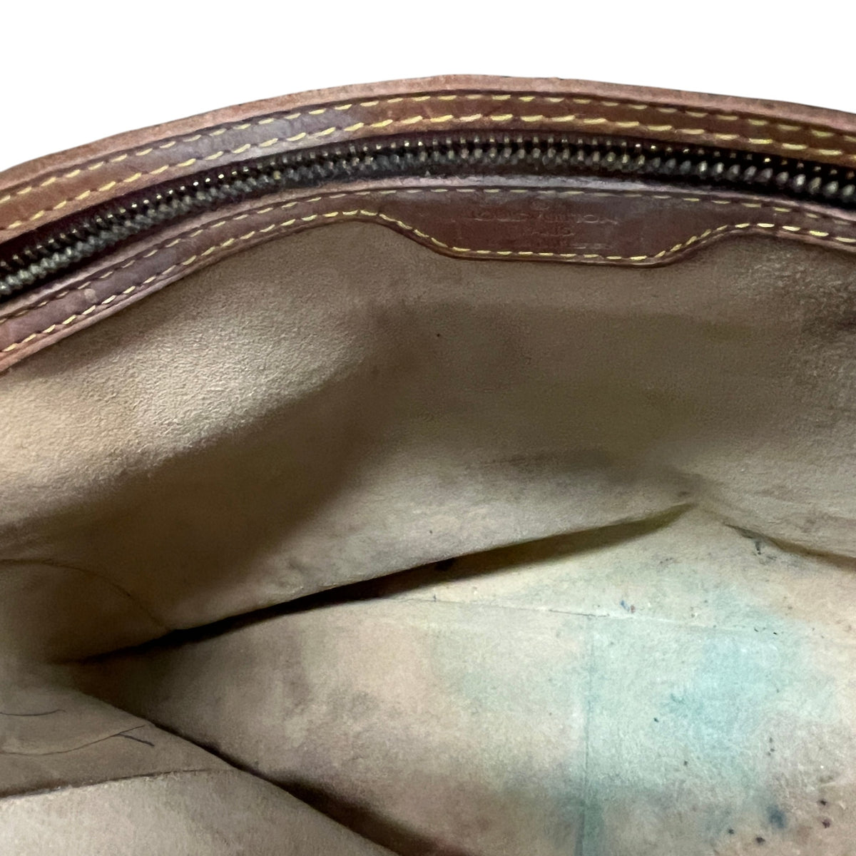Women's Monogram Looping GM Handbag Brown - Photo 12