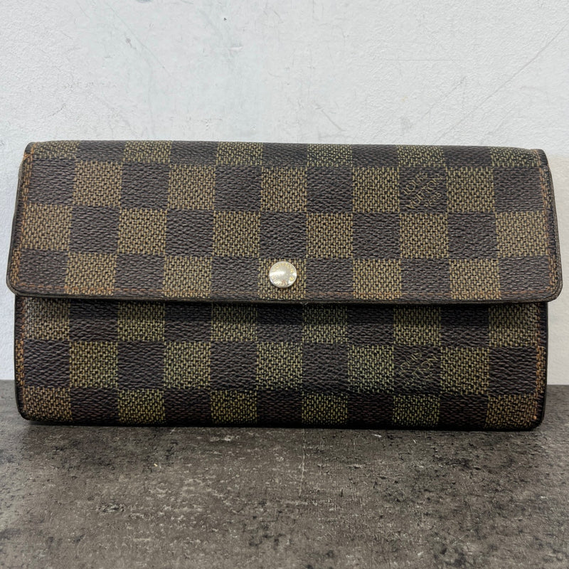Women's Damier Ebene Sarah Wallet Brown