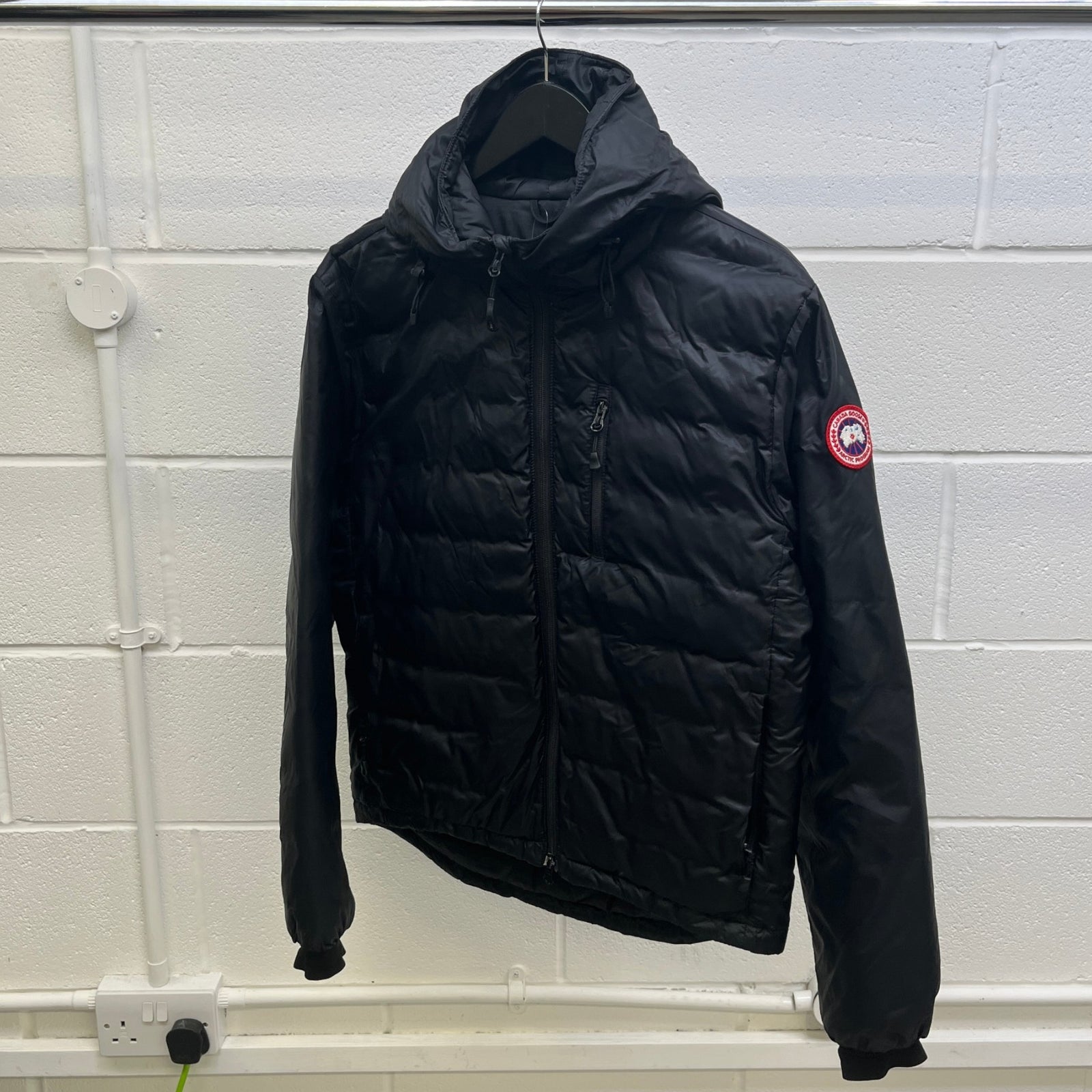Men's Lodge Hoody Down Jacket Black Size M - Photo 5