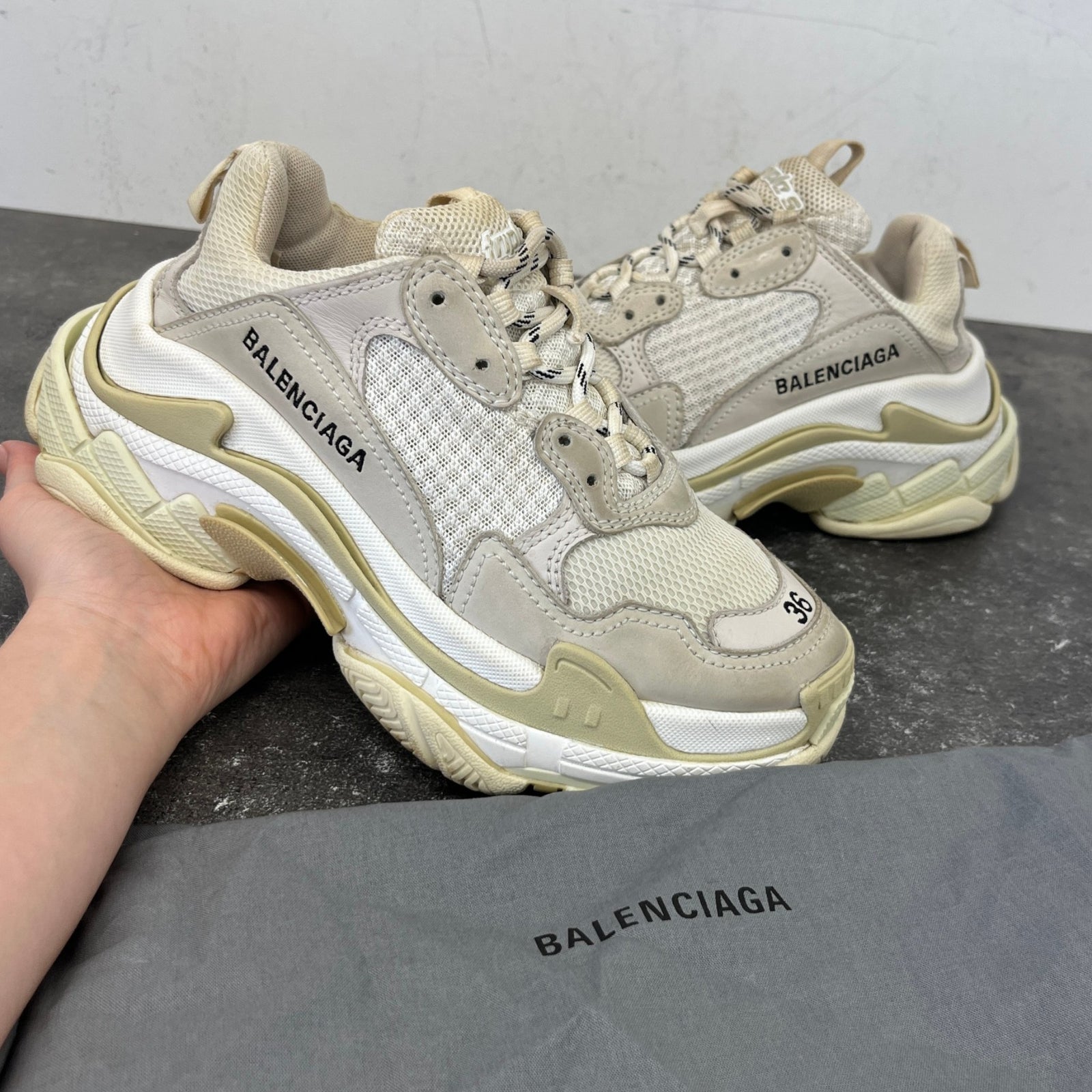 Women's Triple S Low Trainers Cream Size EU 36 / UK 3 - Photo 12