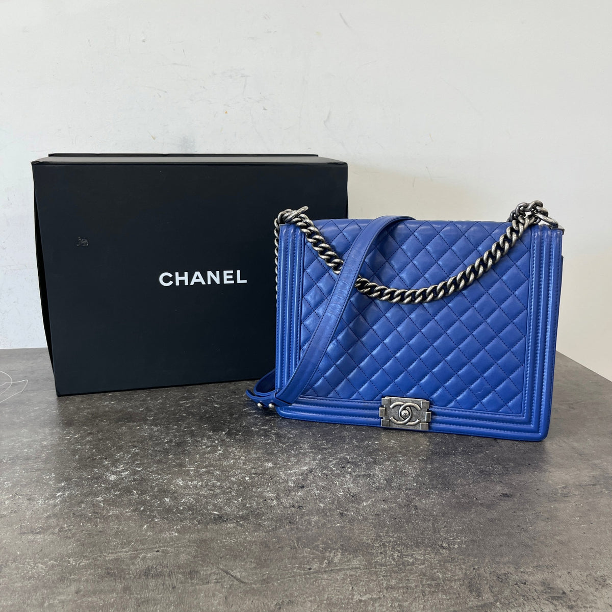 Women's Boy Flap XL Handbag Blue - Photo 13