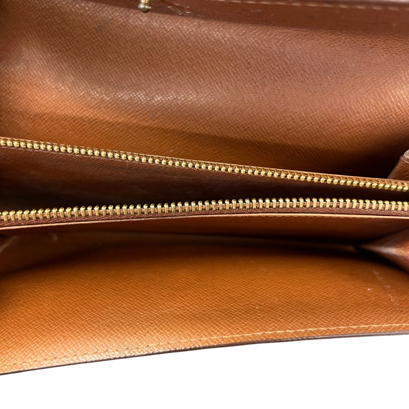 Women's Monogram Sarah Wallet Brown