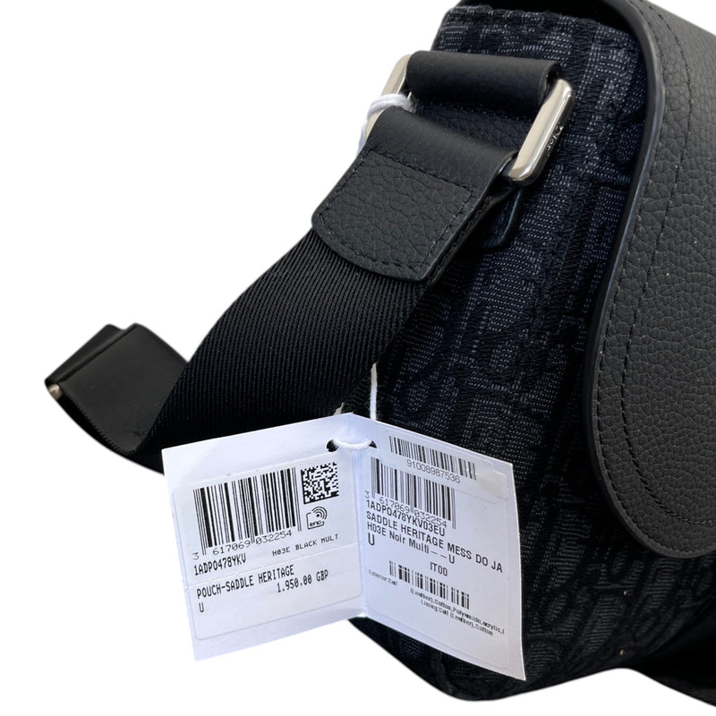 Men's Oblique Saddle Heritage Messenger Bag Black