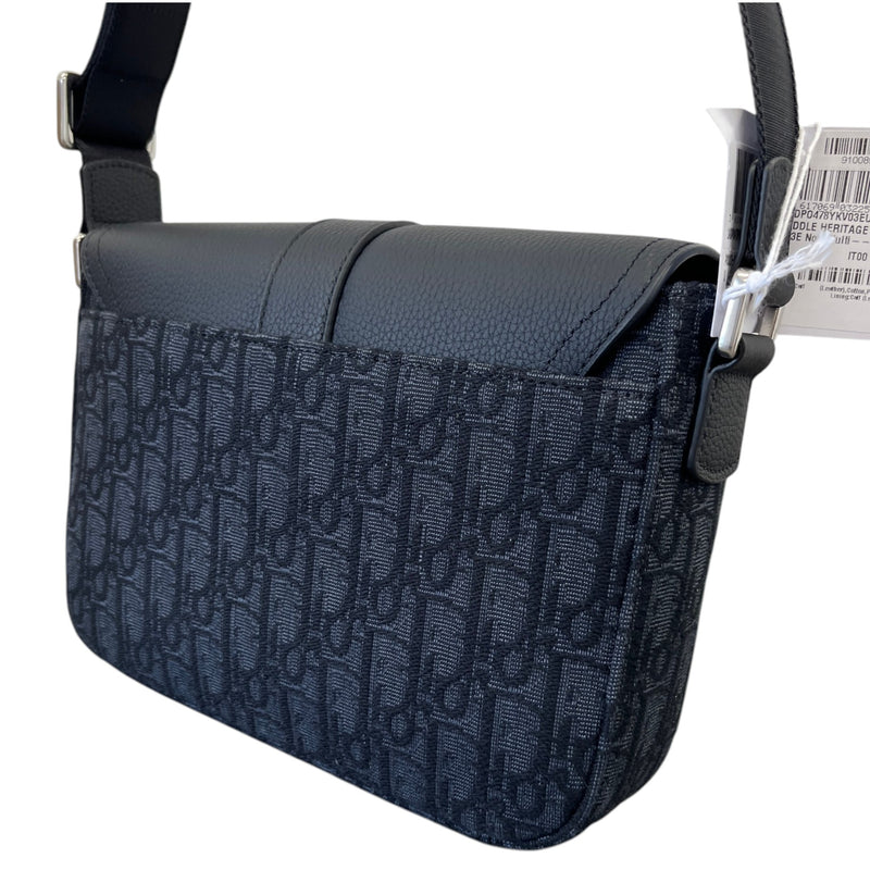 Men's Oblique Saddle Heritage Messenger Bag Black