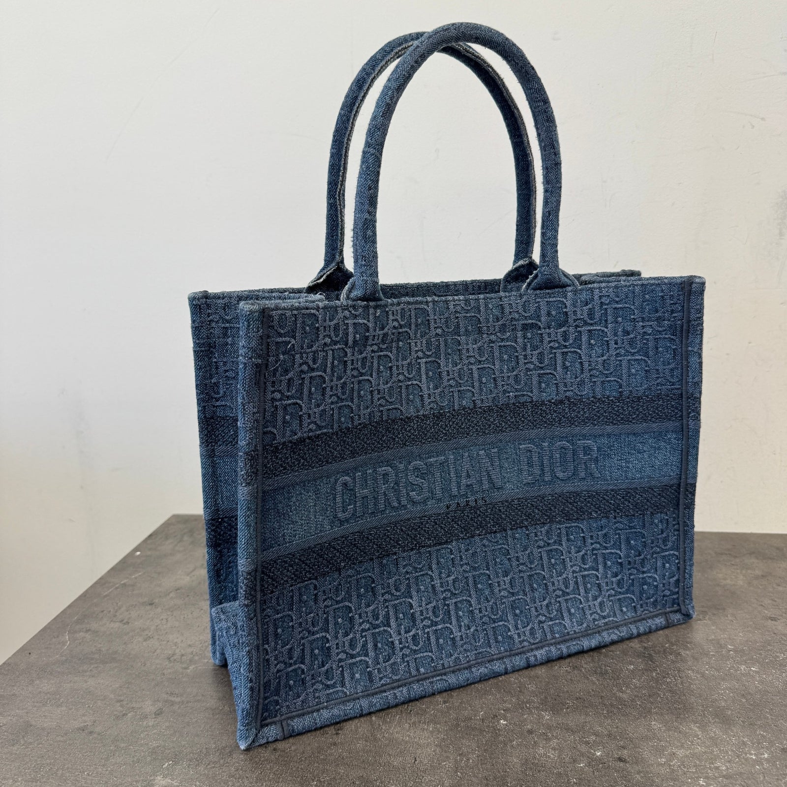 Women's Oblique Embroidery Book Tote Bag Blue - Photo 8
