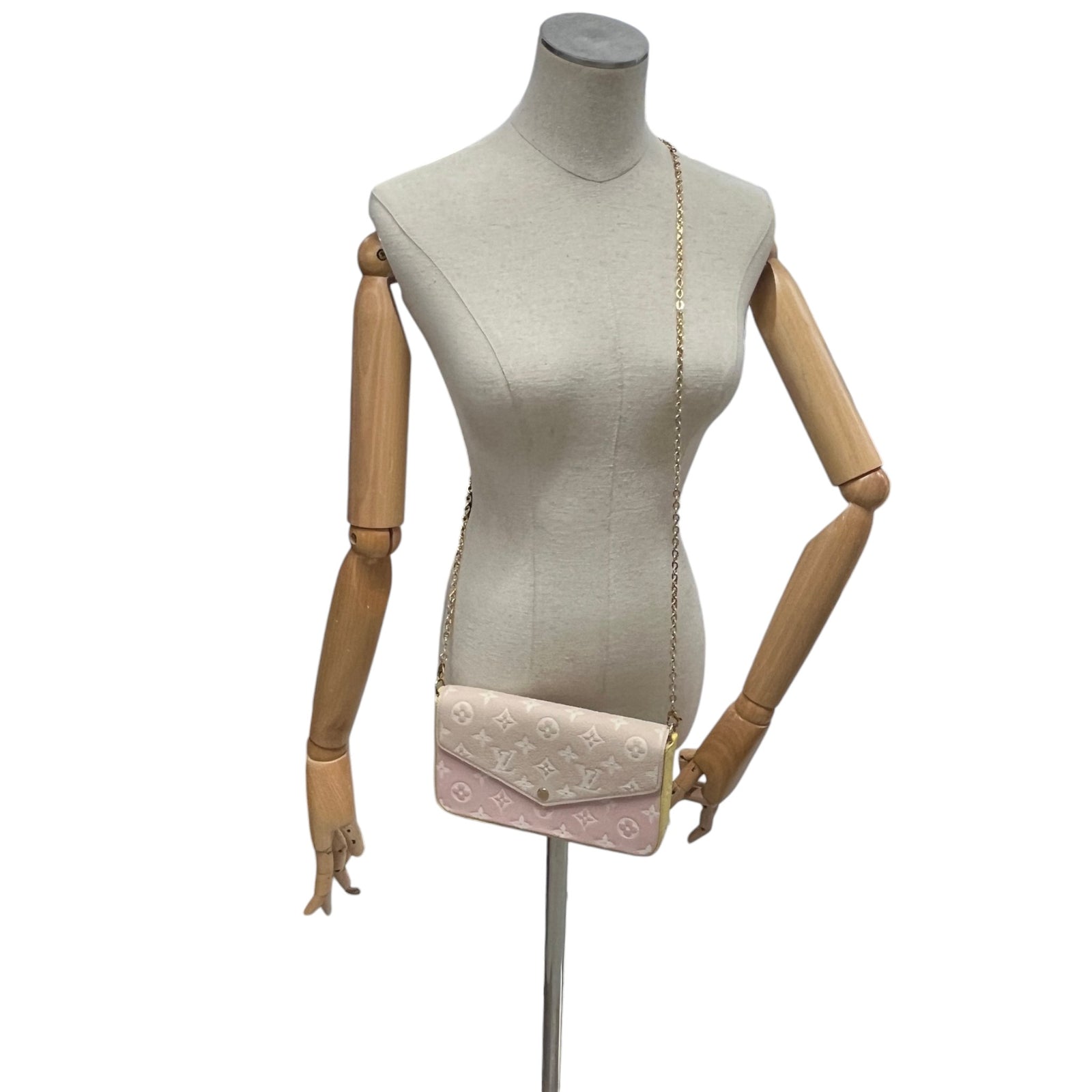 Women's Spring In The City Monogram Empreinte Félicie Pochette Bag Pink - Photo 2