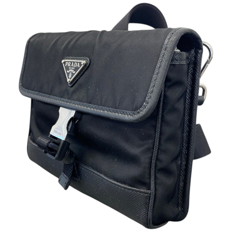 Men's Re-Nylon Plaque Logo Messenger Bag Black