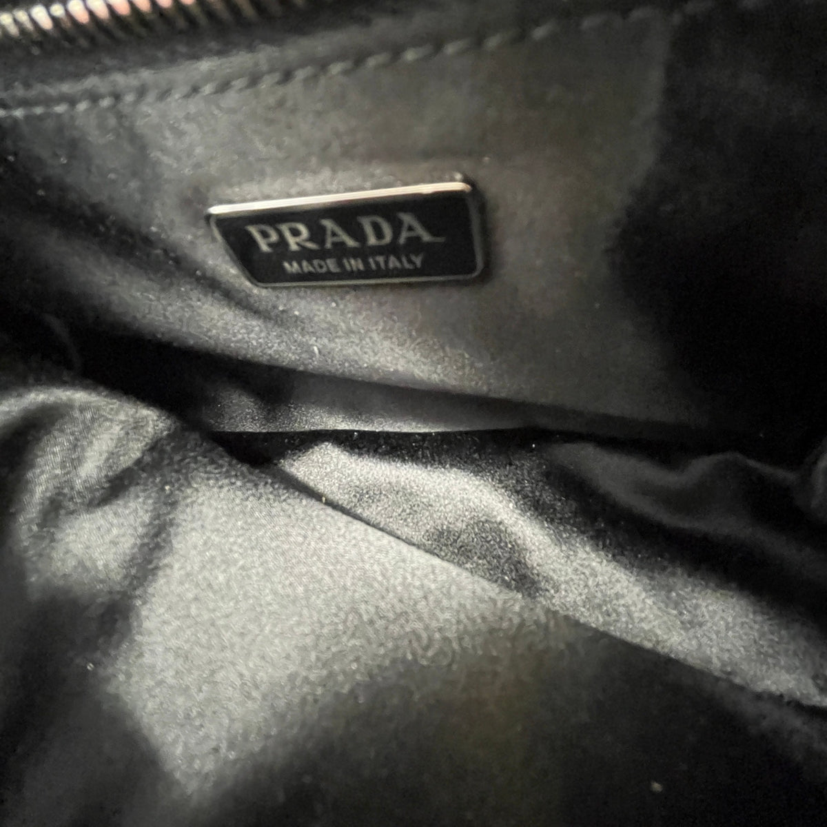 Women's Crystal Embellished Re-Edition 2005 Handbag Black - Photo 15