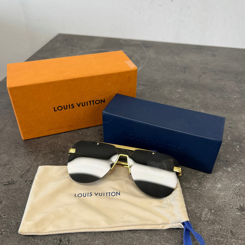Men's LV Ash Sunglasses Gold