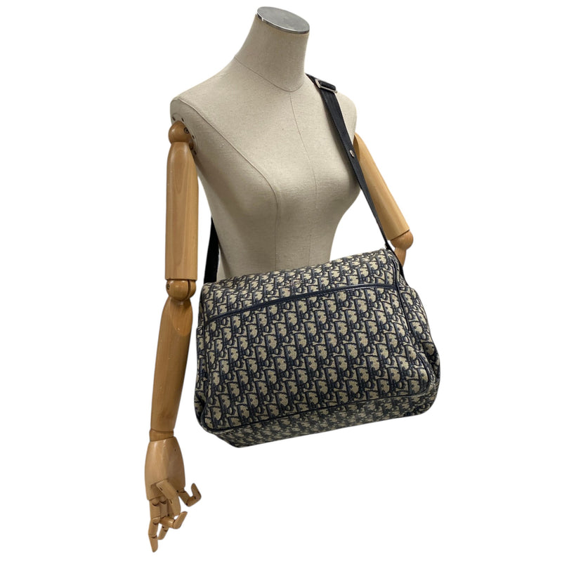 Women's Oblique Baby Changing Travel Bag Beige