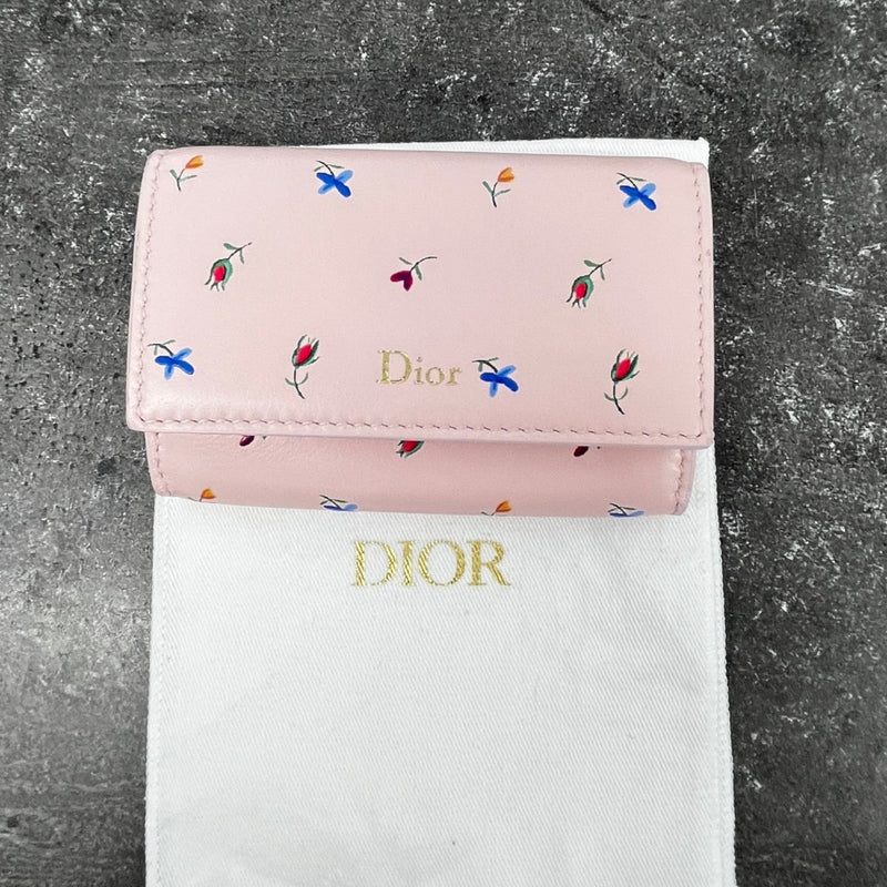 Women's Dioramour Dahlia Wallet Pink