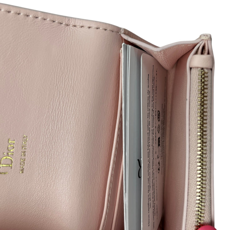 Women's Dioramour Dahlia Wallet Pink