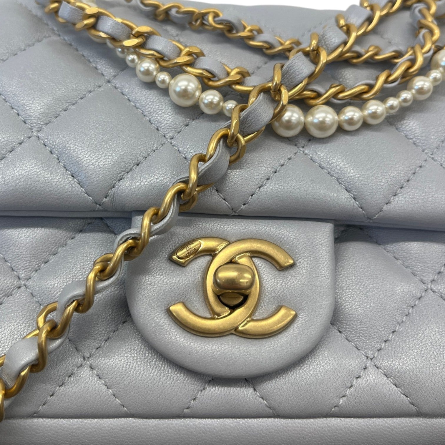 Women's Pearl Chain Mini Flap Bag Grey - Photo 12