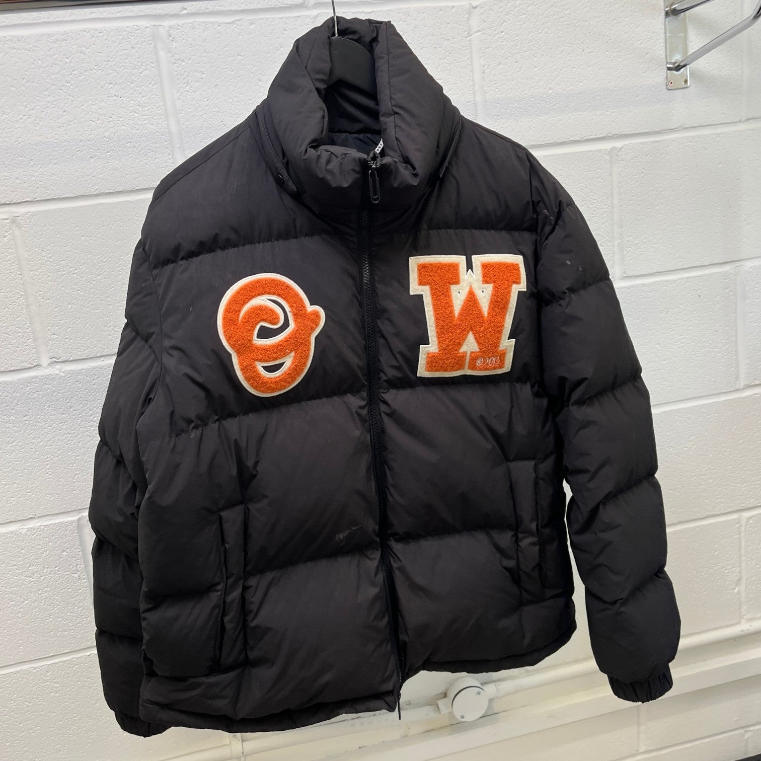 Men's Logo Patch Down Jacket Black Size XL - Photo 10