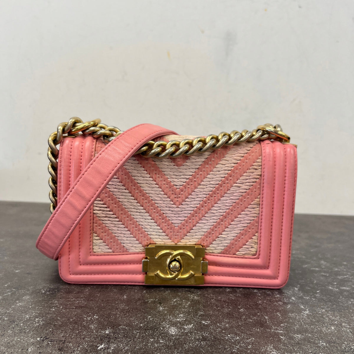 Women's Chevron Braided Small Boy Flap Handbag Pink - Photo 15