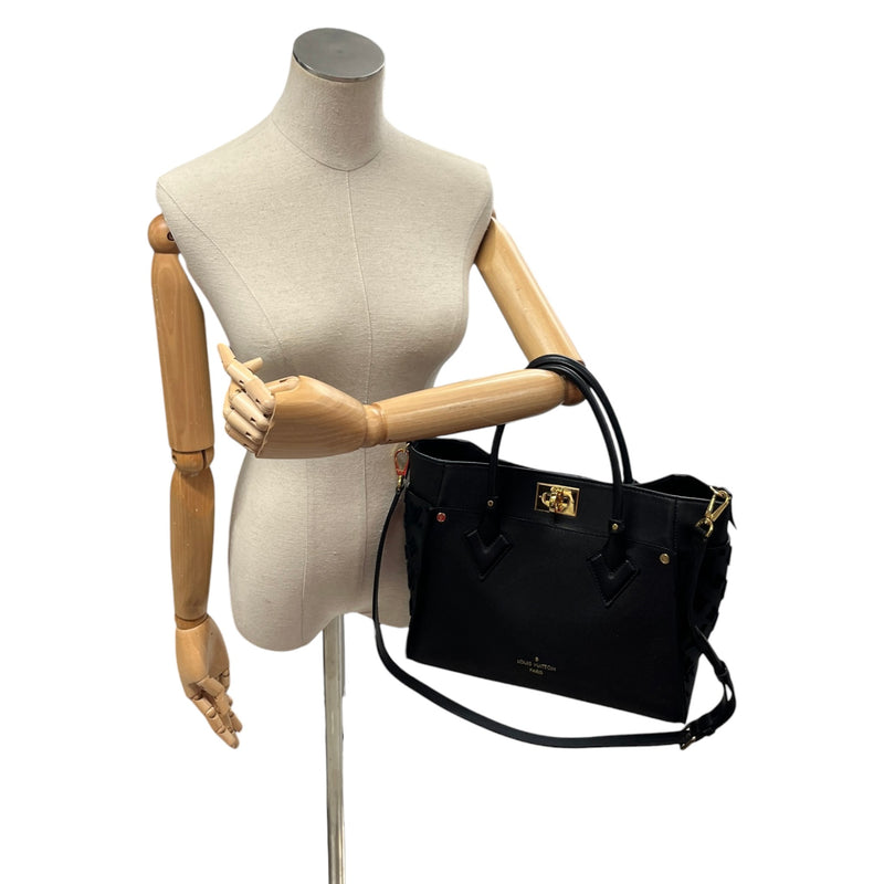 Women's On My Side MM Handbag Black