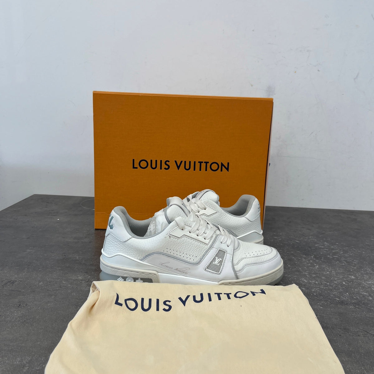 Men's LV Low Trainers White Size UK 6 / EU 40 - Photo 12