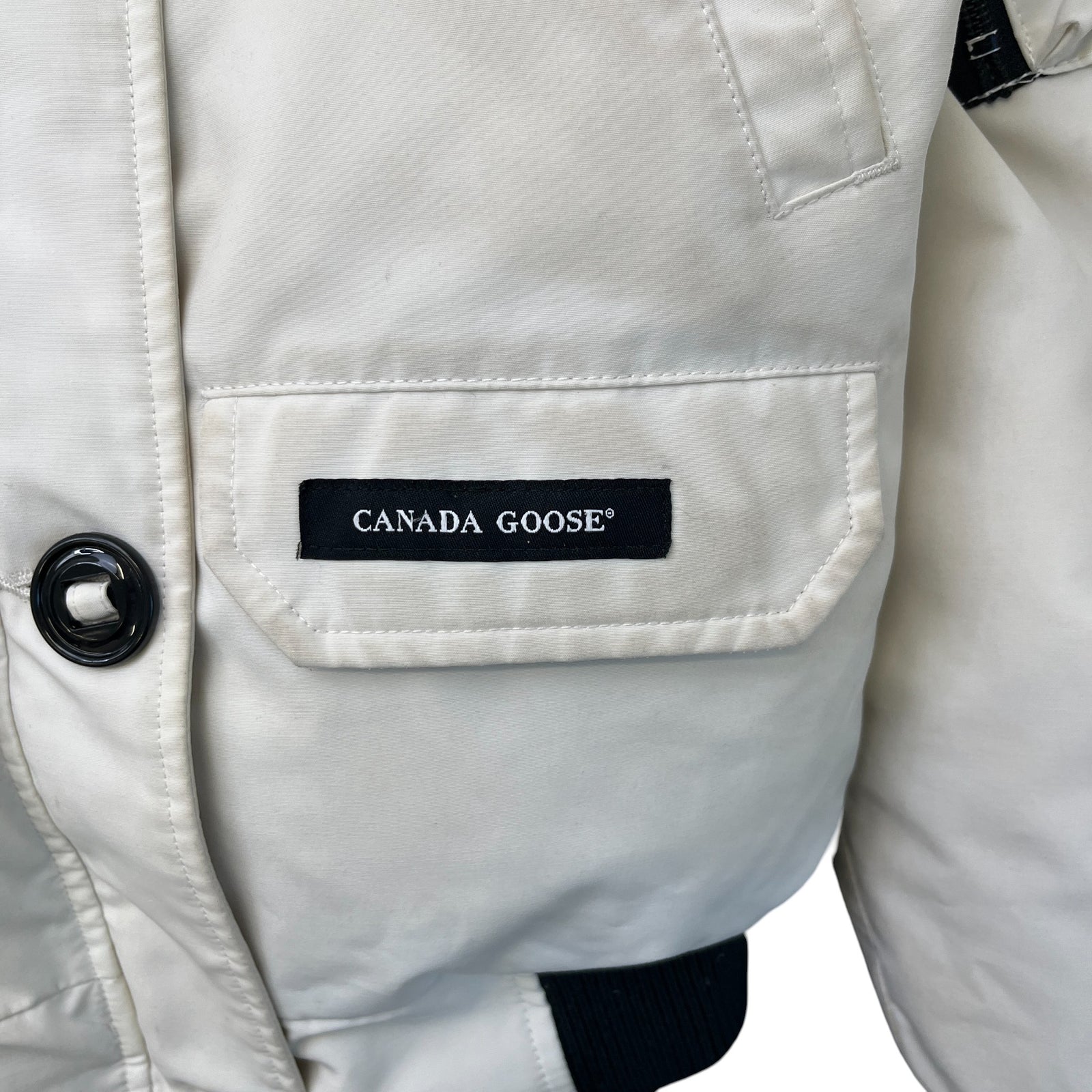 Women's Chilliwack Bomber Down Jacket White Size S - Photo 6