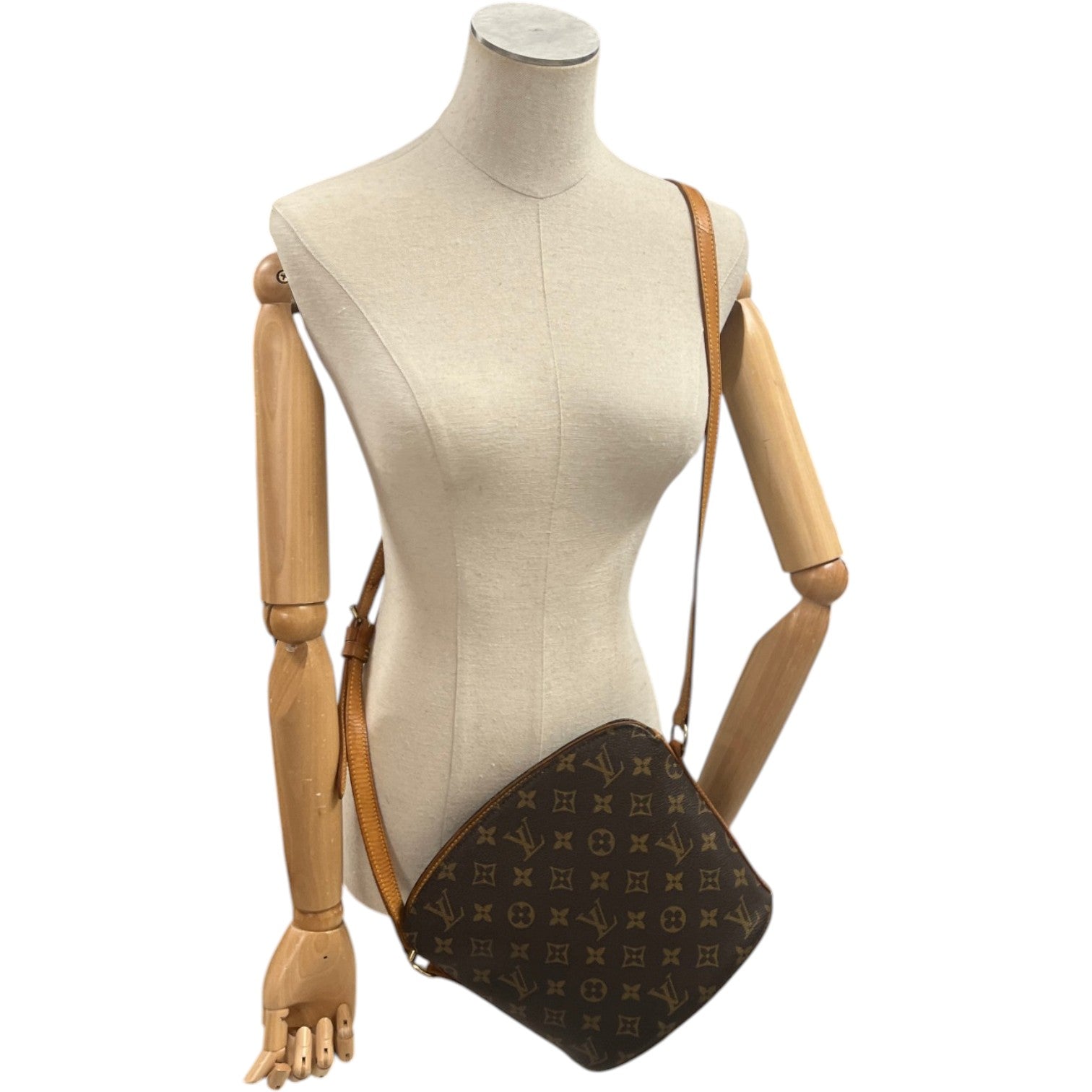 Women's Monogram Drouot Bag Brown - Photo 2