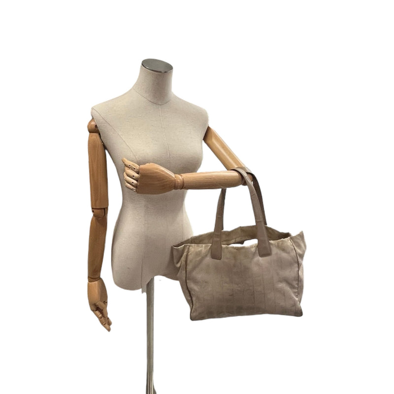 Women's Travel Line Nylon Tote Handbag Beige