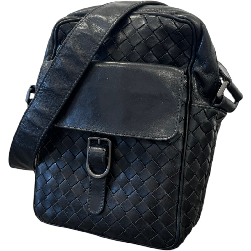 Men's Intrecciato Messenger Bag Black