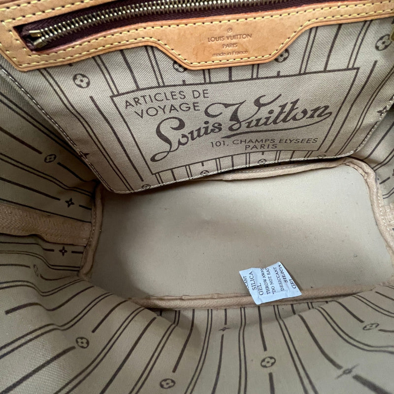 Women's Monogram Neverfull PM Handbag Brown