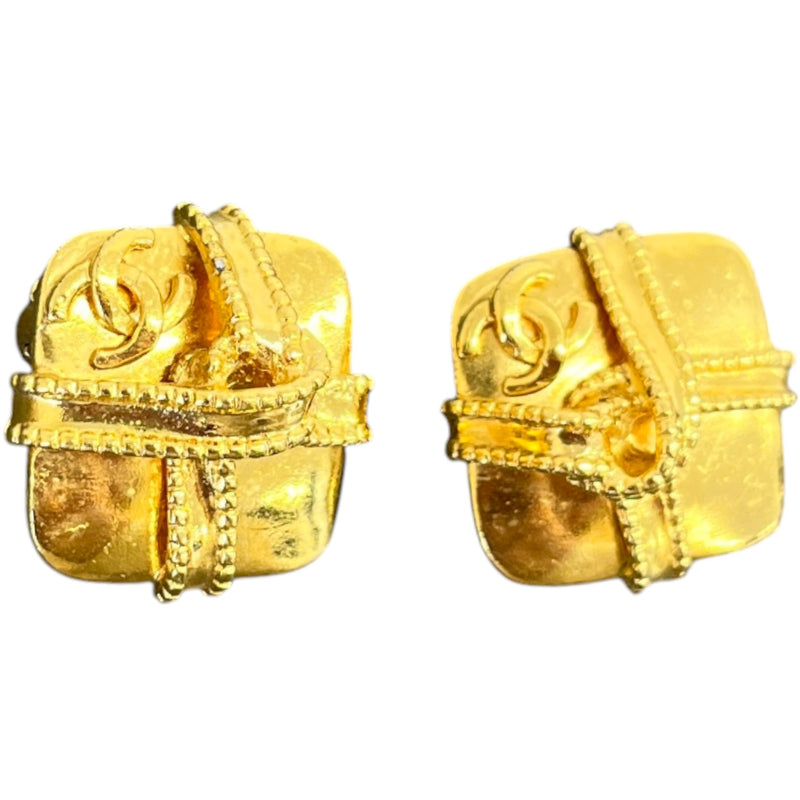 Women's Cc Logo Clip-On Earrings Gold