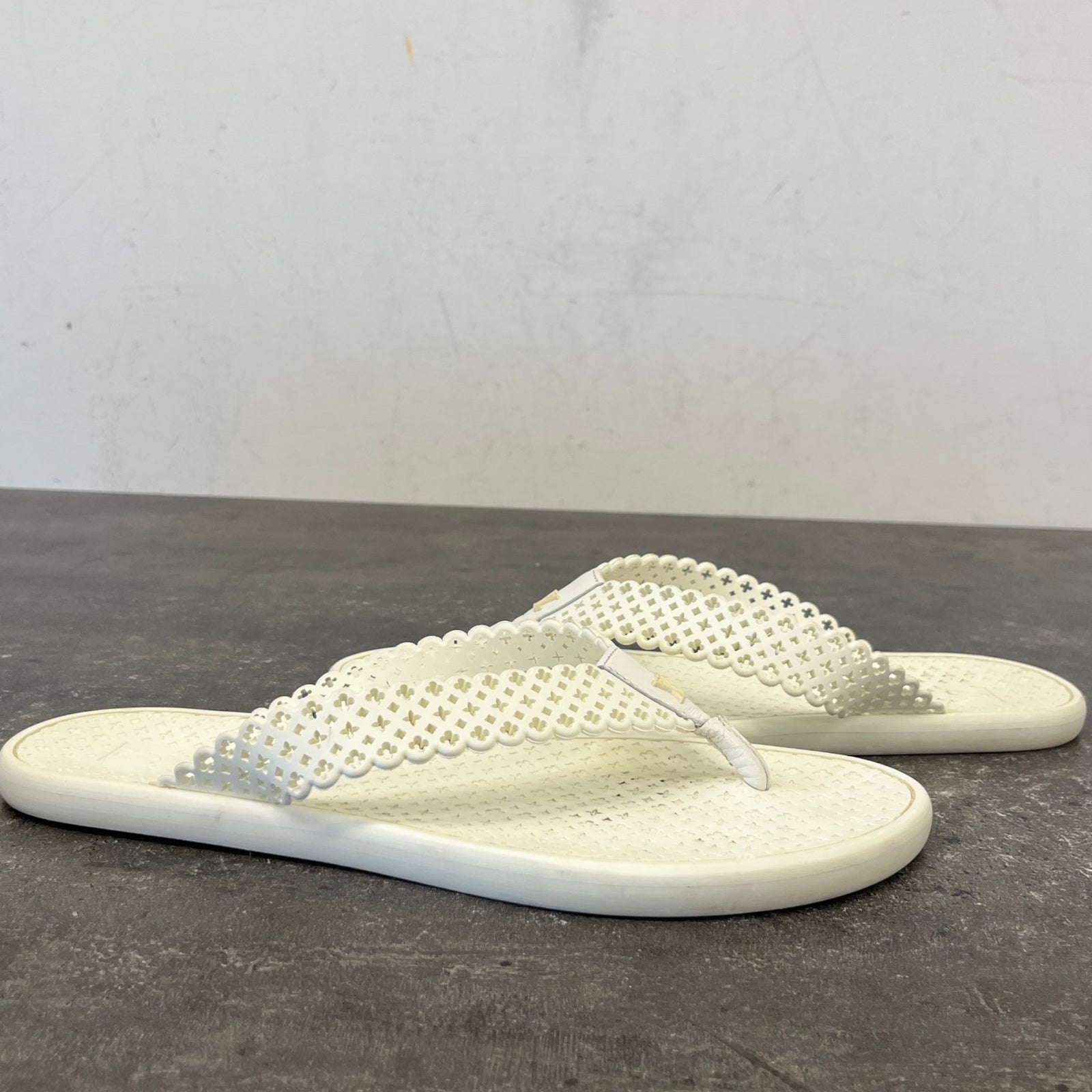 Women's LV Monogram Sandals White Size UK 6.5 / EU 39.5 - Photo 11