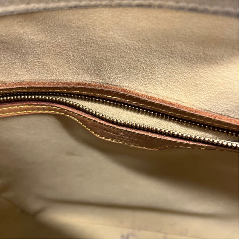 Women's Monogram Looping GM Handbag Brown