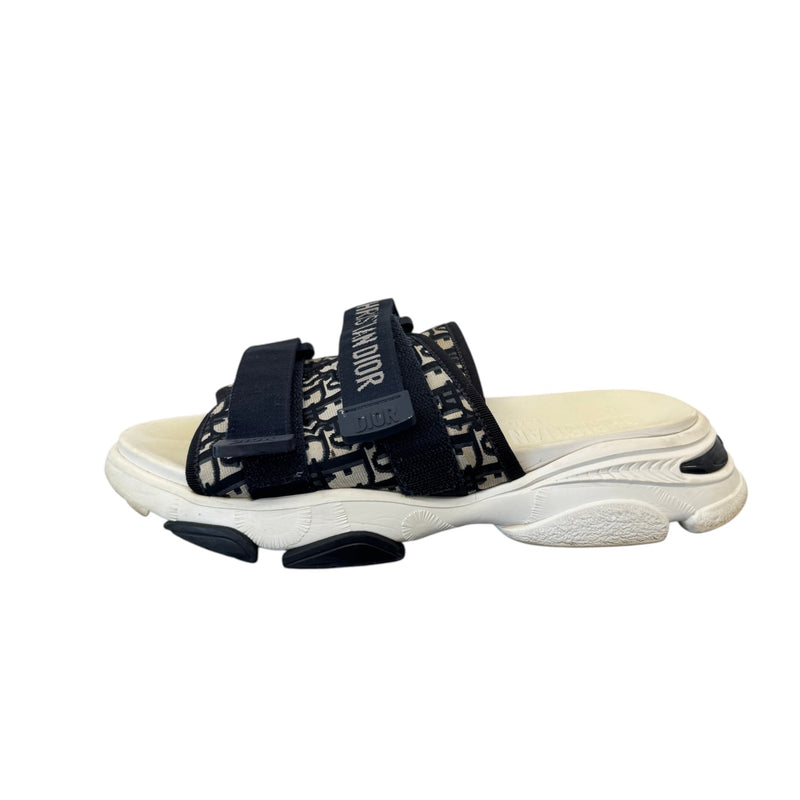 Women's D-Wander Oblique Slides White Size UK 7 / EU 40