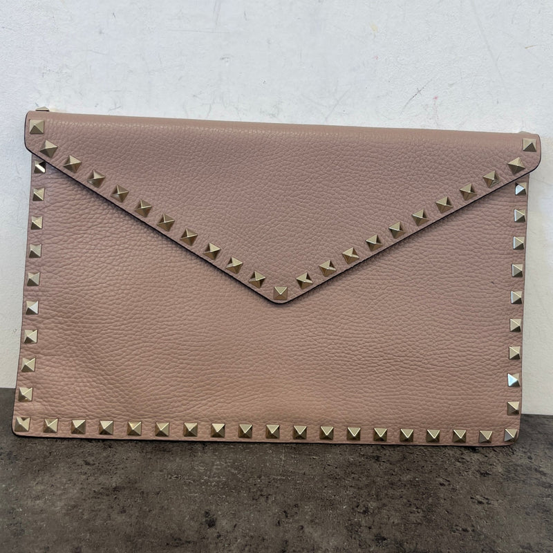 Women's Rockstud Envelope Clutch Pink
