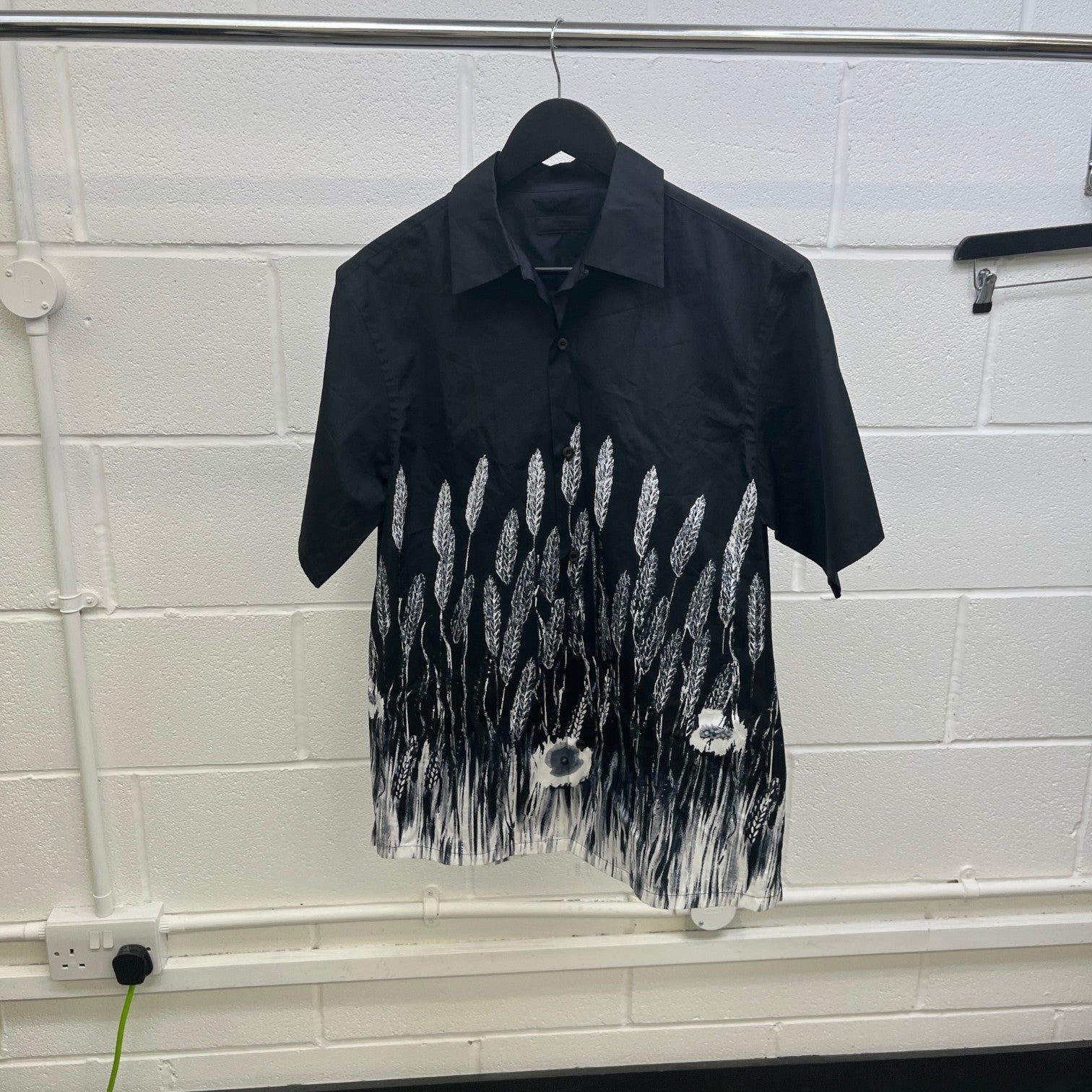 Men's Wheat Print Short Sleeve Shirt Black Size M - Photo 8