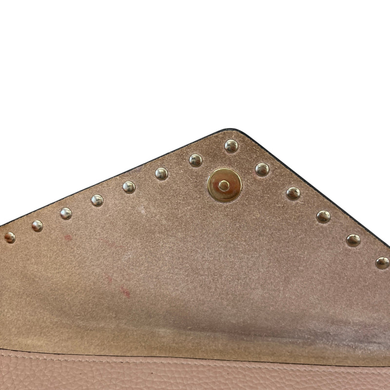 Women's Rockstud Envelope Clutch Pink