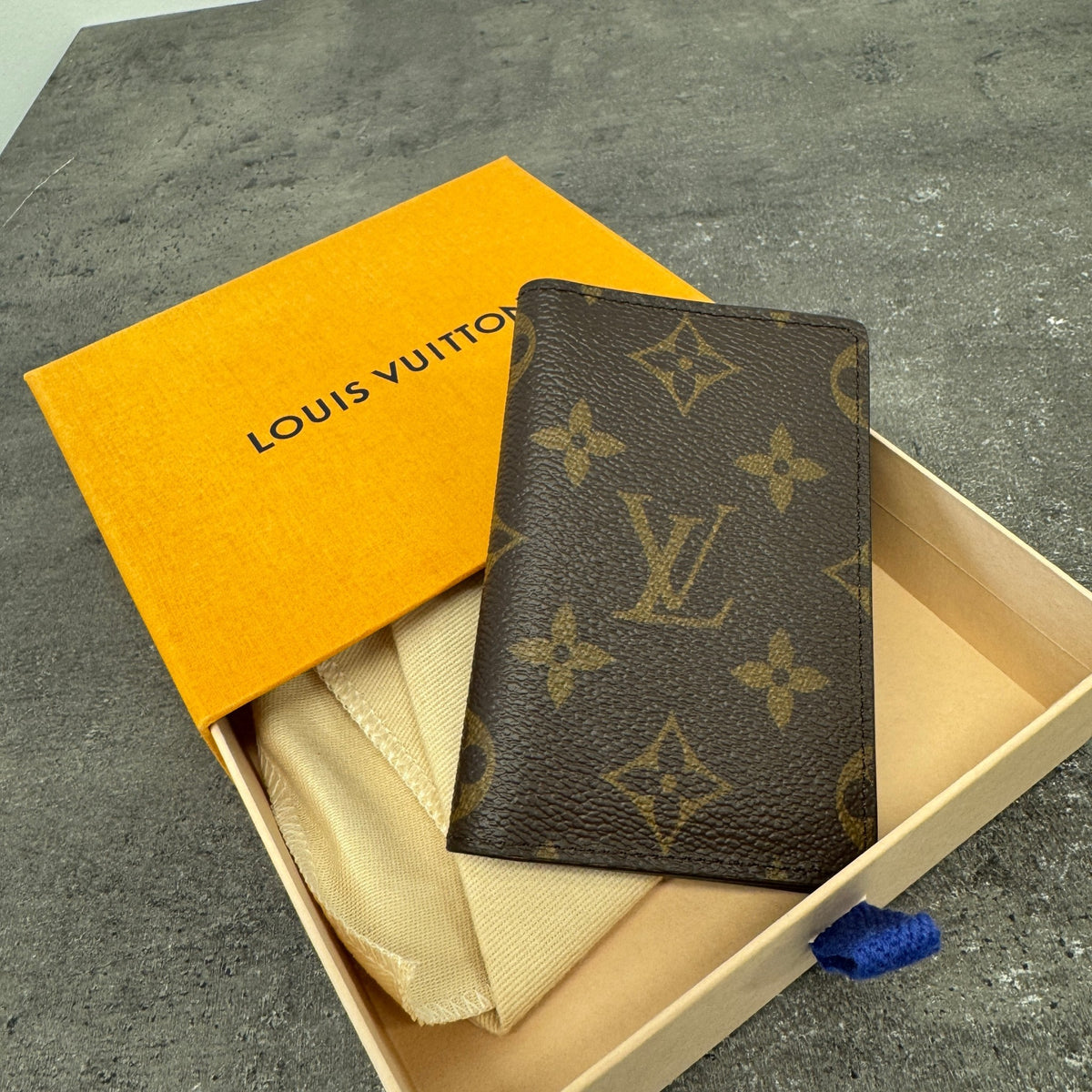 Men's Monogram Pocket Organizer Card Holder Brown - Photo 9