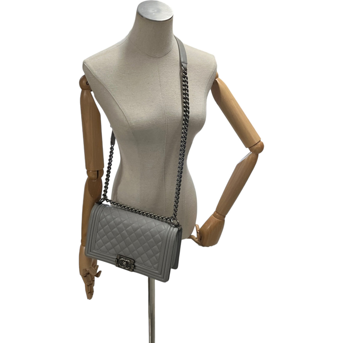 Women's Medium CC Lambskin Quilited Boy Handbag Grey - Photo 2
