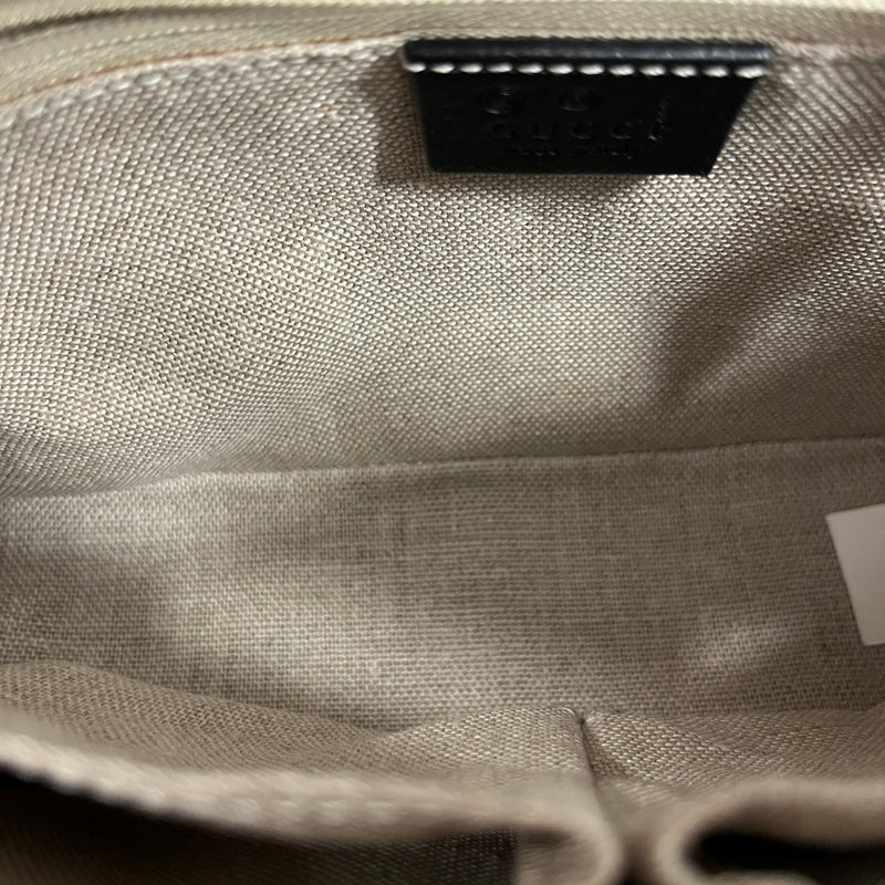 Women's Interlocking G Handbag Black