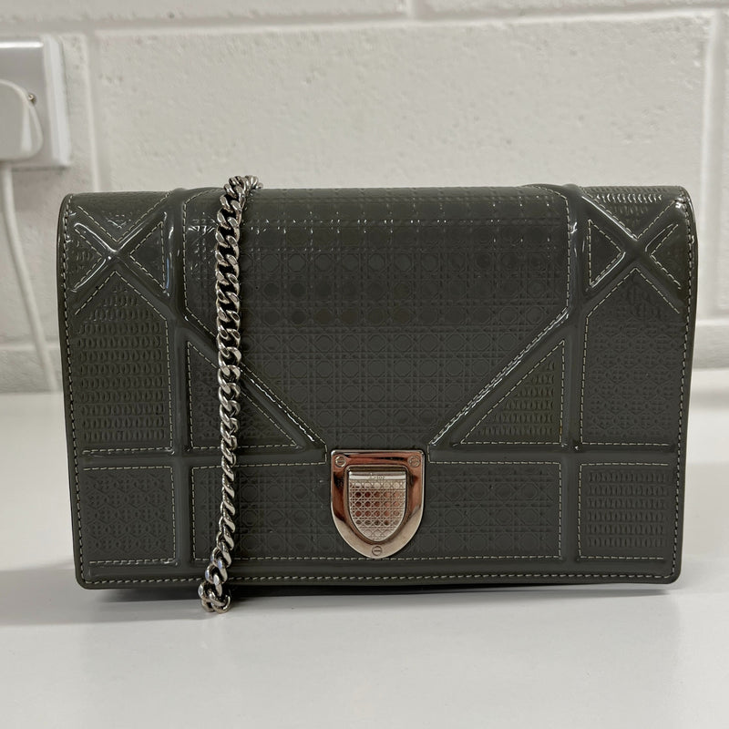Women's Diorama Wallet On Chain Bag Silver