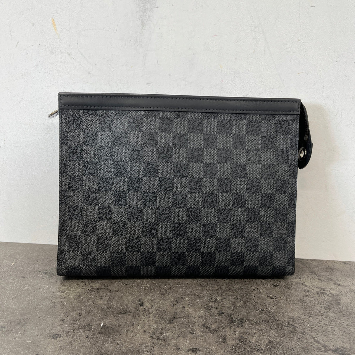 Men's Damier Graphite Pochette Voyage MM Pouch Black - Photo 10