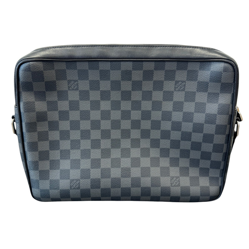Men's Damier Graphite Trocadero Pm Messenger Bag Black