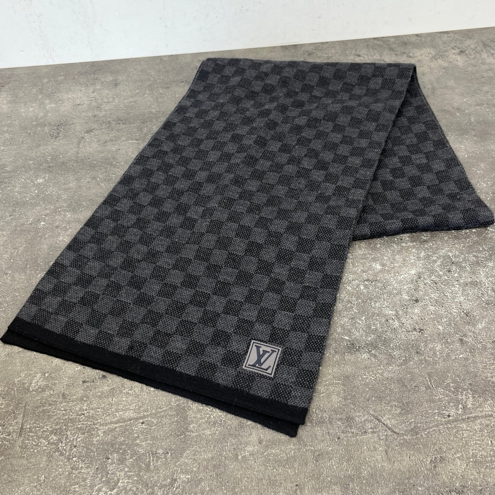 Men's Damier Graphite Echarpe Petit Scarf Black - Photo 7