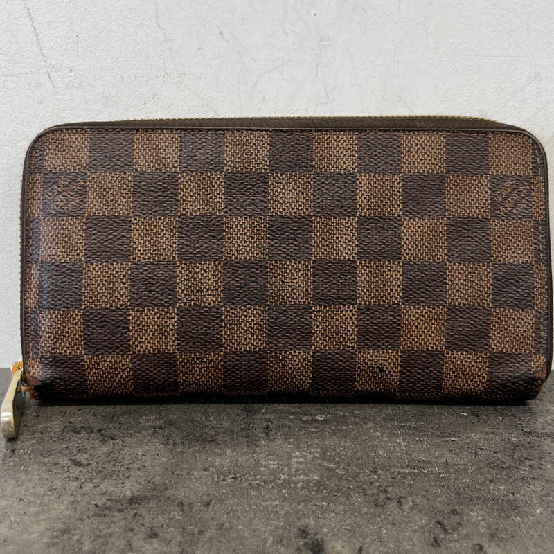 Women's Damier Zippy Wallet Brown