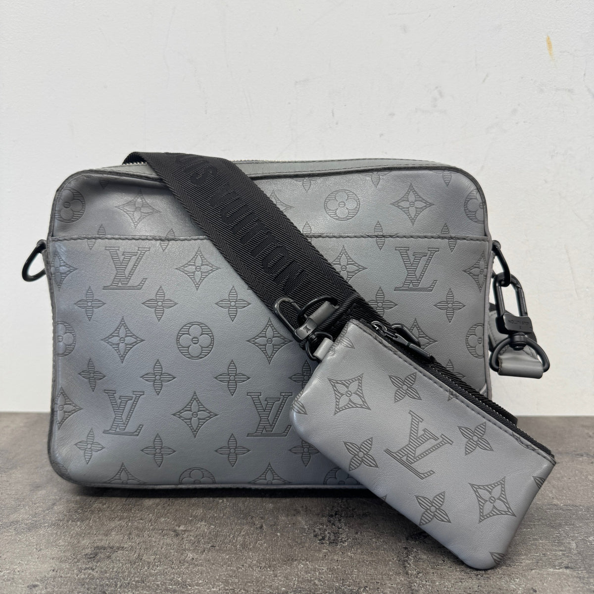 Men's Monogram Shadow Duo Messenger Bag Grey - Photo 13