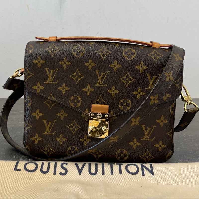 Women's Monogram Pochette Métis Bag Brown